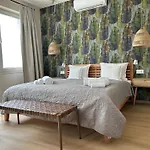 Tulipán Ház Apartman *