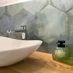 Tulipán Ház Apartman *