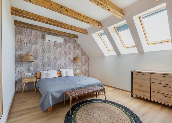 公寓 Tulipan Haz 贾尔